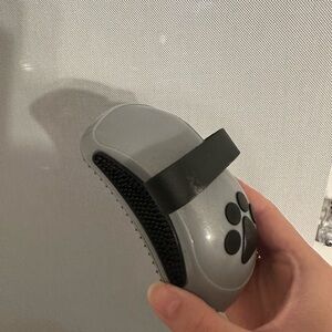 Gray Furminator Dog/Cat Grooming Brush